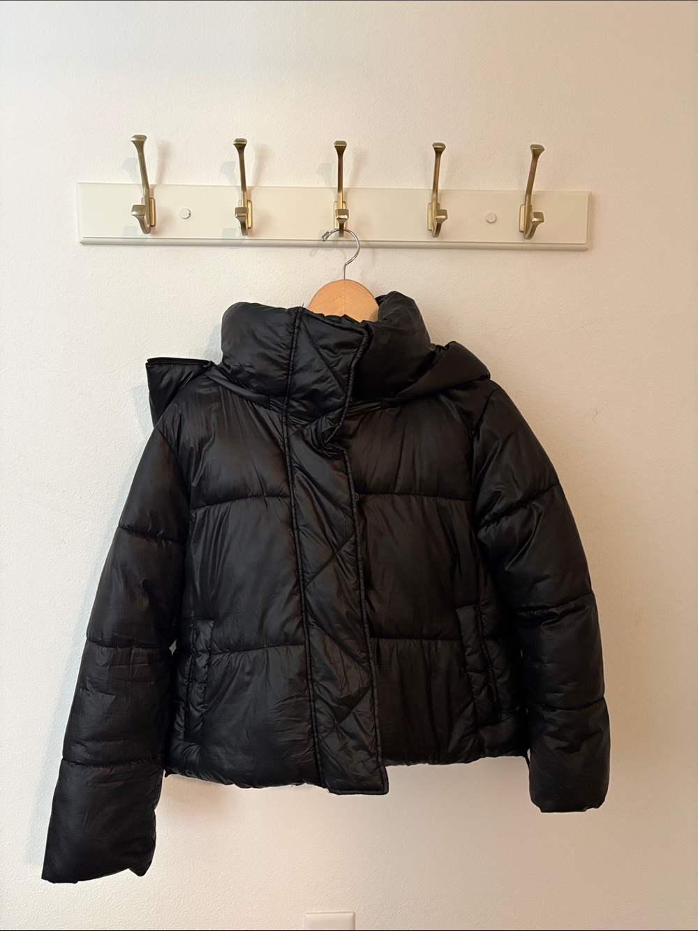 GAP Black Women's Puffer Jacket